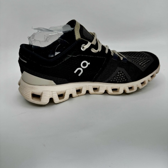 On Running Cloud X Sneakers Color Black Pearl" SZ6.  On Cloud - Picture 4 of 9